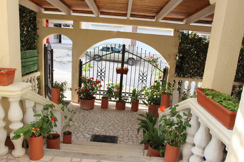 Apartment Sandra Budva Zewnętrze zdjęcie